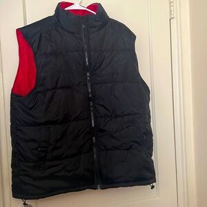Cargo black and red puffer vest size: 2XL